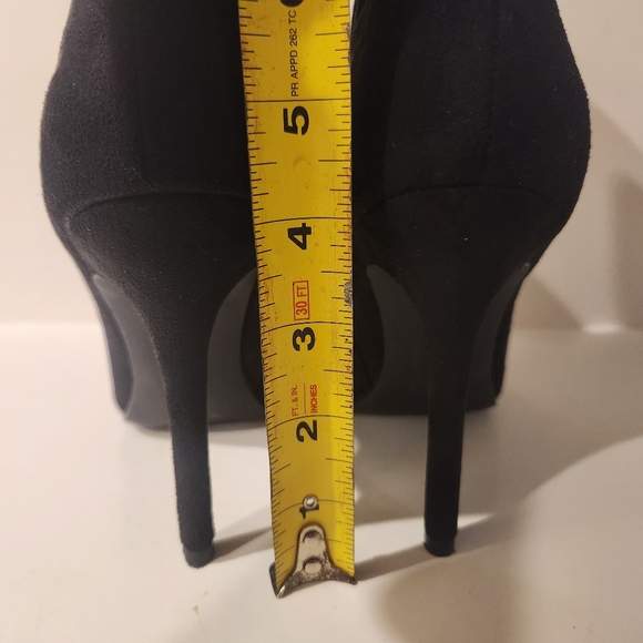 Charles By Charles David Black Suede Pointed Toe Stiletto Ankle Boots ~ Size 8 - Picture 11 of 12